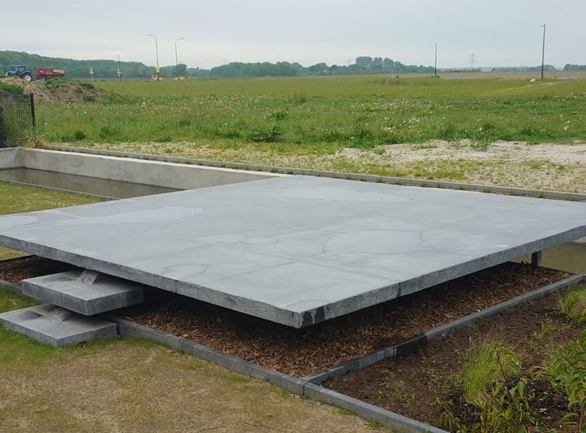 geo-ceramica tegels vergeleken met beton voor terras
