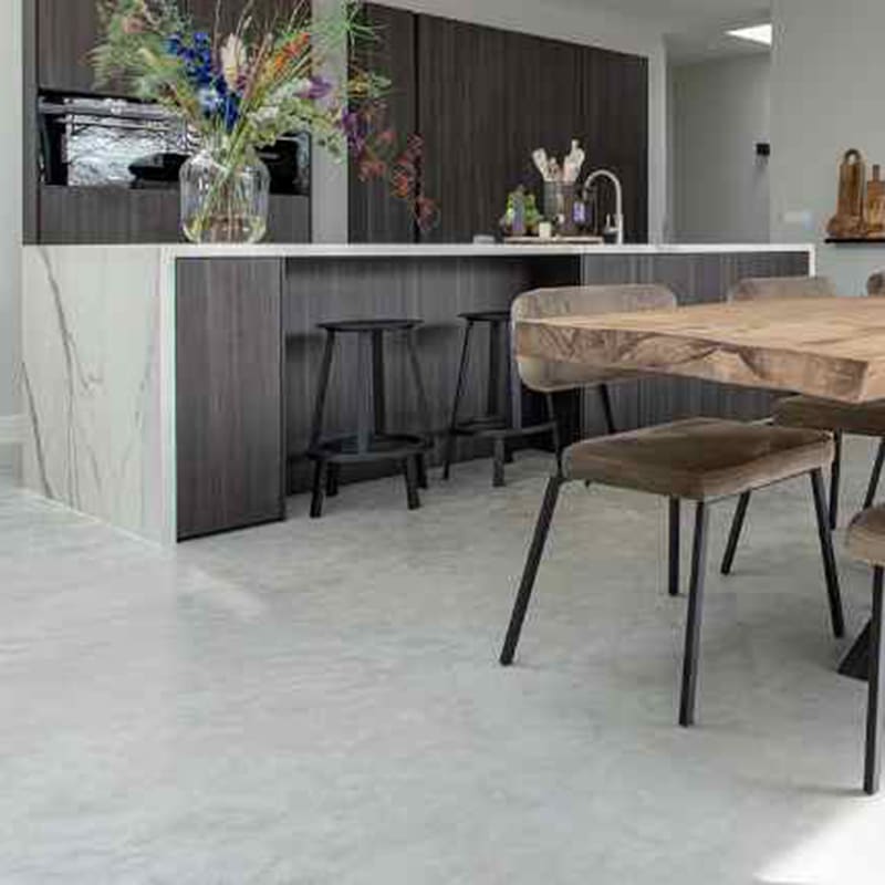 woonbeton-uden-avbetonvloeren-resultaat vloer renoveren of vervangen? Kies voor woonbeton als duurzame optie!