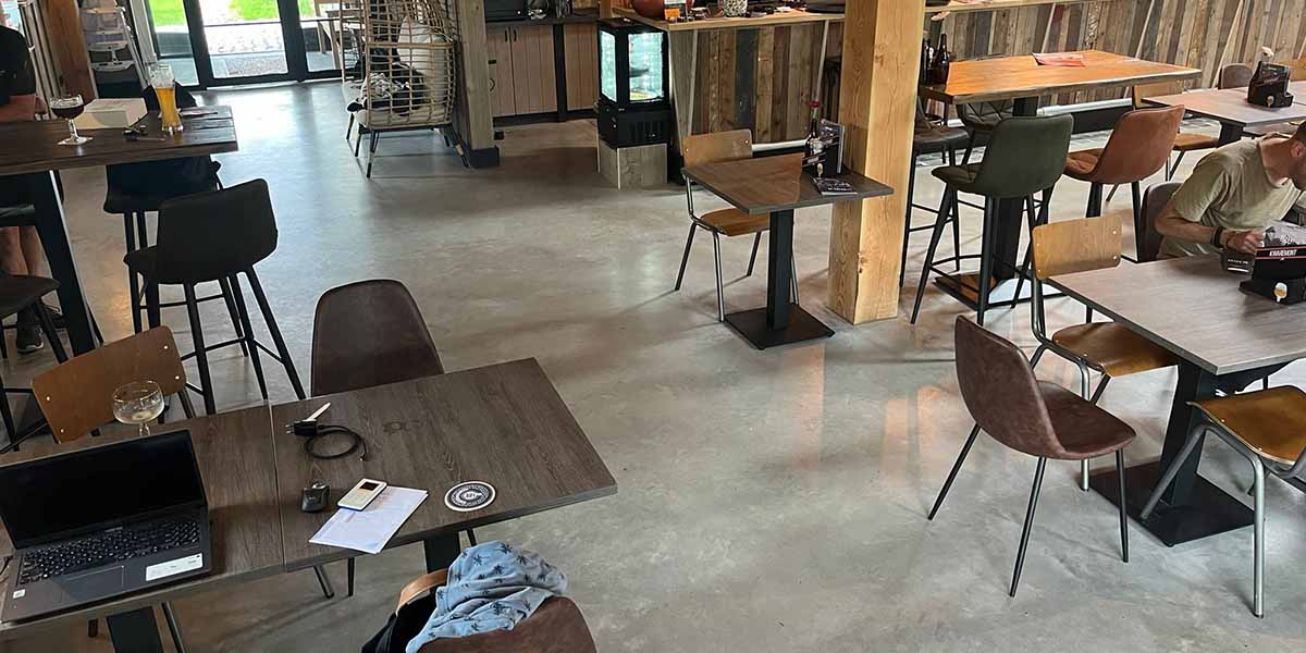 AV Betonvloeren legt industrieel woonbeton in Village Depart in Eerde